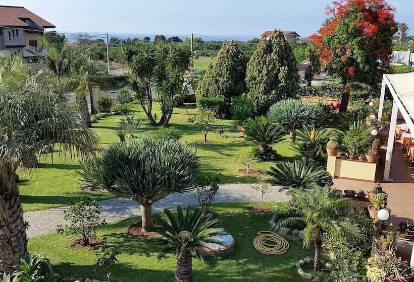 בית מלון כפרי Damanse