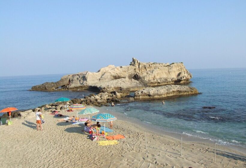 בית מלון כפרי Damanse