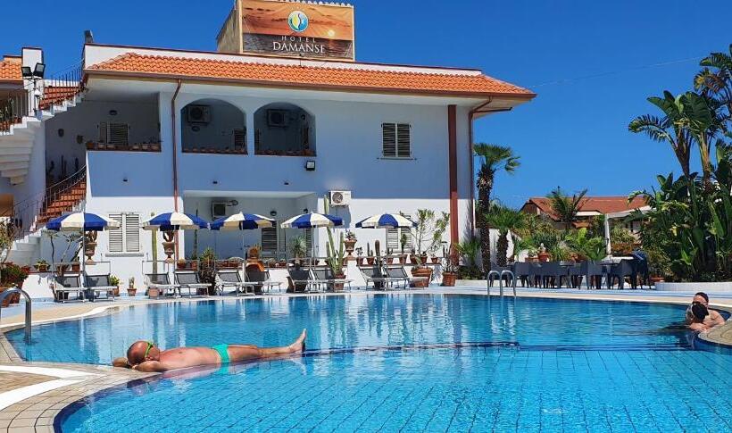 בית מלון כפרי Damanse