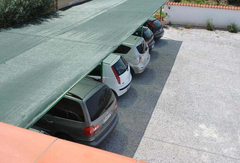 בית מלון כפרי Damanse