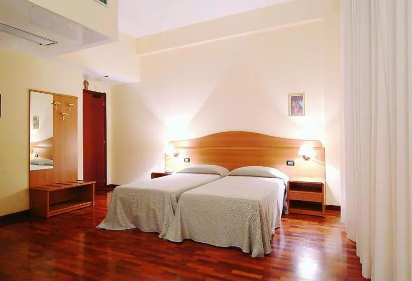 هتل Il Duca D'este