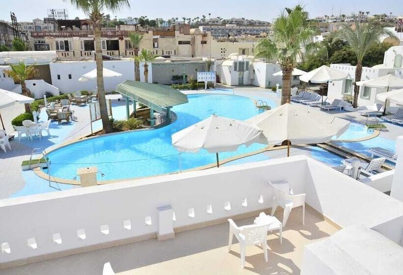 ホテル Kanabesh Village