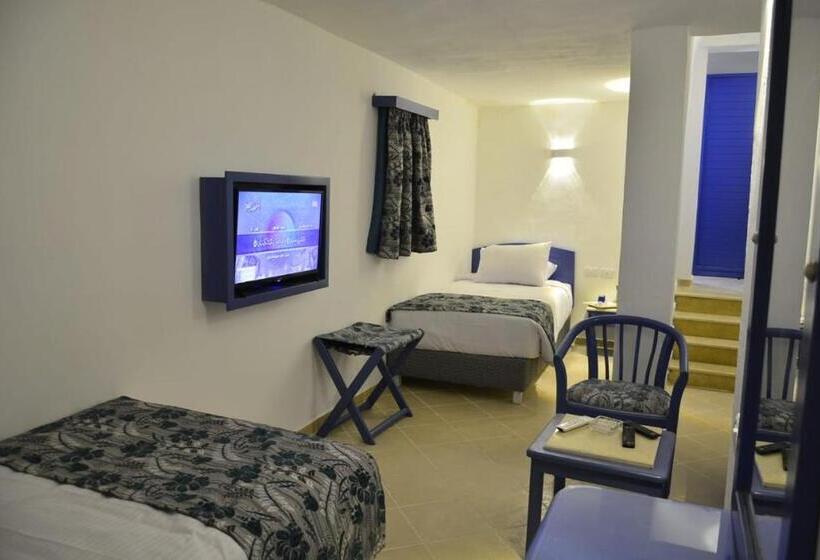 ホテル Kanabesh Village