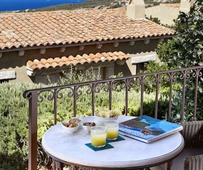 בית מלון כפרי Li Finistreddi