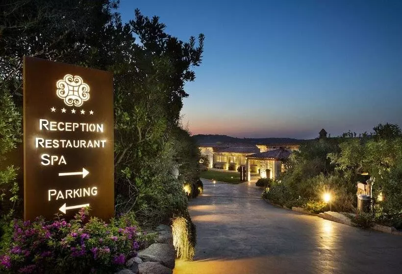 בית מלון כפרי Li Finistreddi