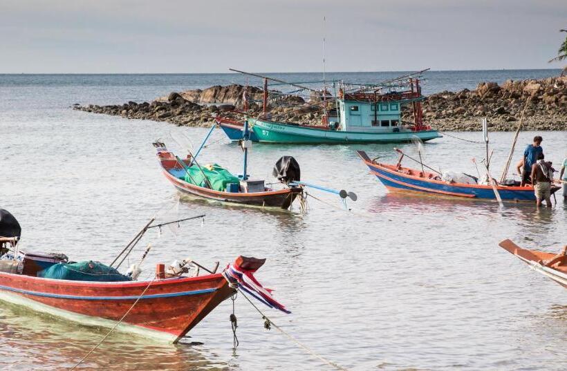 ホテル Maehaad Bay Resort   Sha Plus