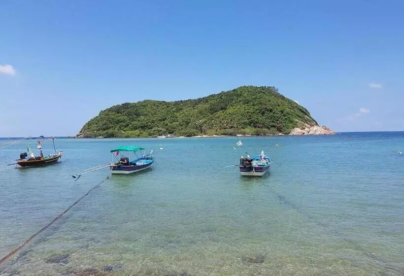 ホテル Maehaad Bay Resort   Sha Plus