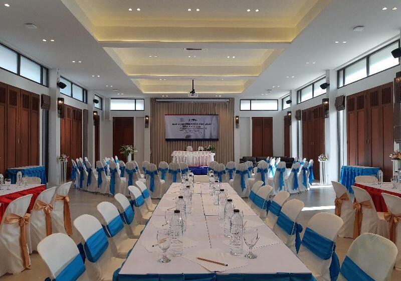 ホテル Maehaad Bay Resort   Sha Plus