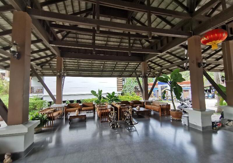 ホテル Maehaad Bay Resort   Sha Plus