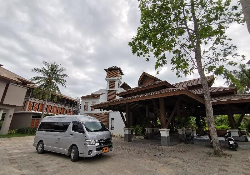 ホテル Maehaad Bay Resort   Sha Plus