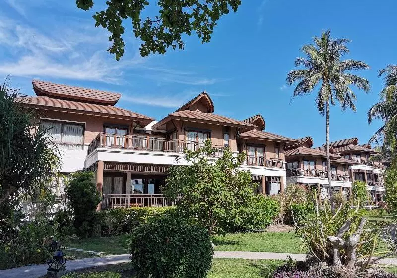 ホテル Maehaad Bay Resort   Sha Plus