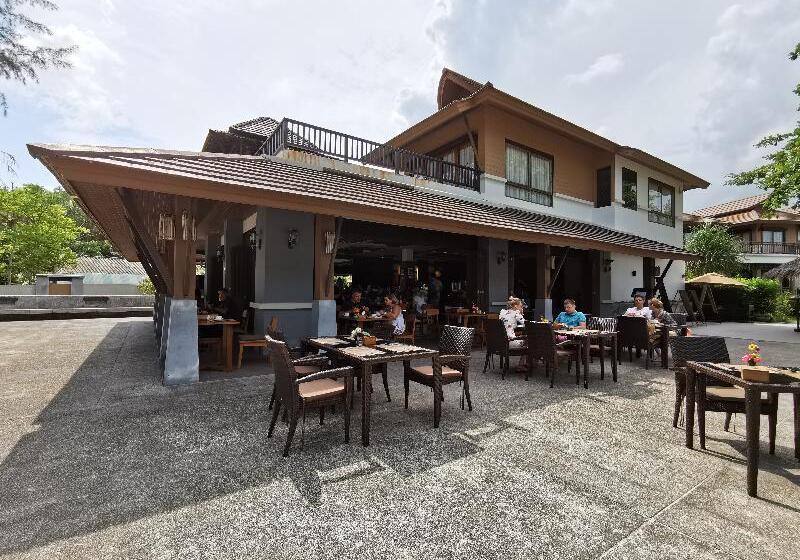 ホテル Maehaad Bay Resort   Sha Plus