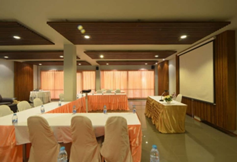 ホテル Maehaad Bay Resort   Sha Plus