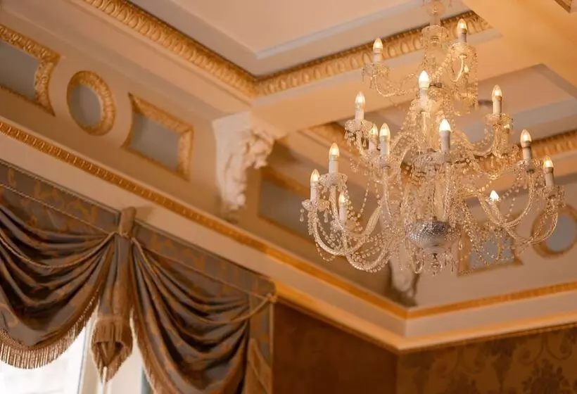 ホテル Manor House Country