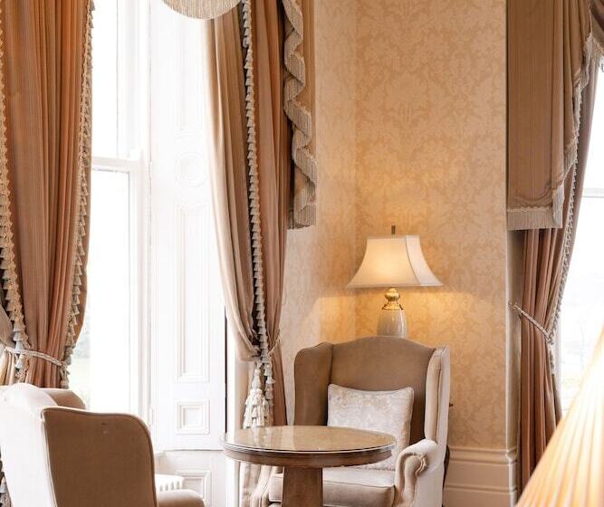 酒店 Manor House Country