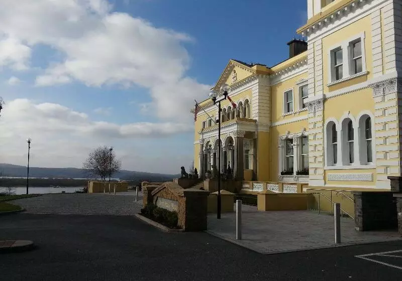 ホテル Manor House Country