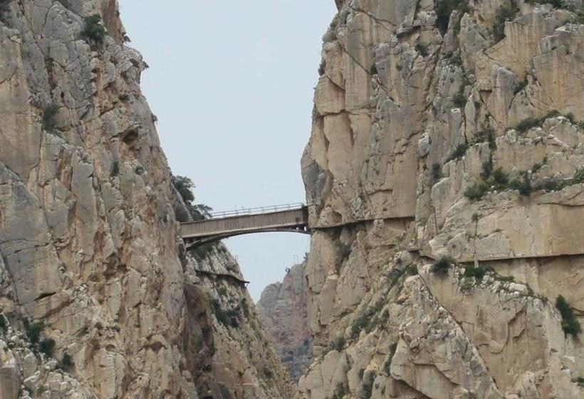 Отель Posada Los Cantaros