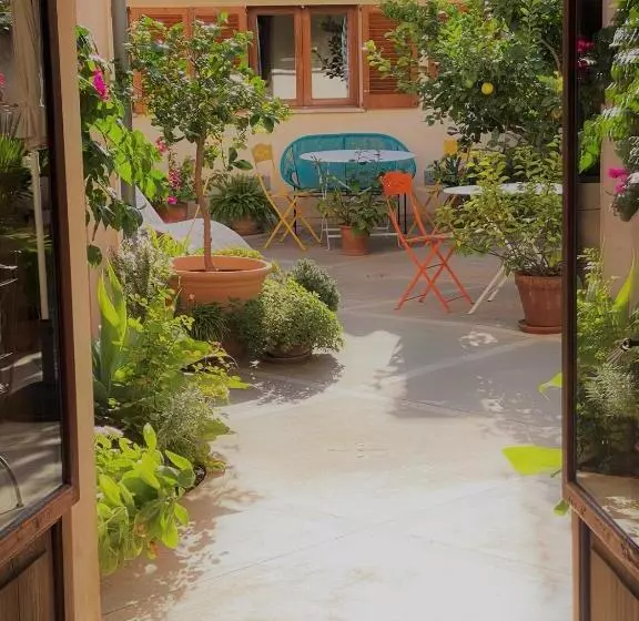 فندق ريفى Vista De La Vila   Turismo De Interior