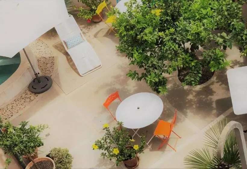 فندق ريفى Vista De La Vila   Turismo De Interior