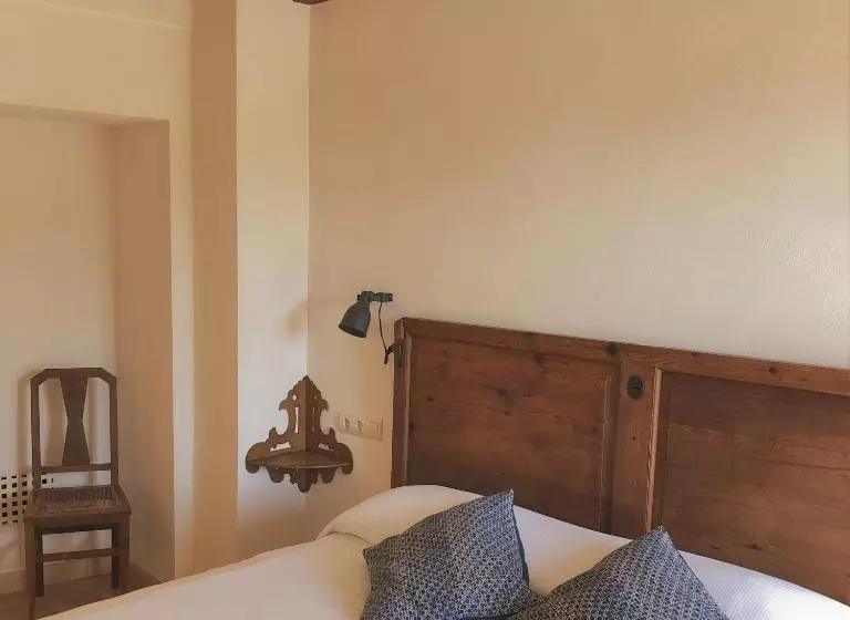 فندق ريفى Vista De La Vila   Turismo De Interior