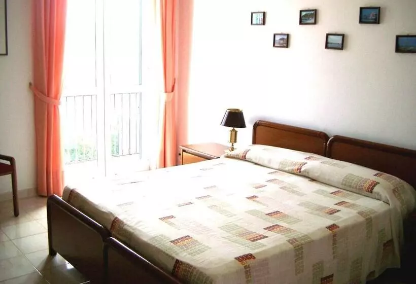 Отель Terme Rosaleo