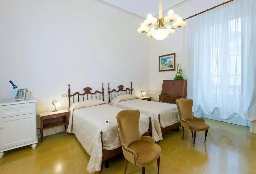 Villa La Meridiana   Caroli Hotels