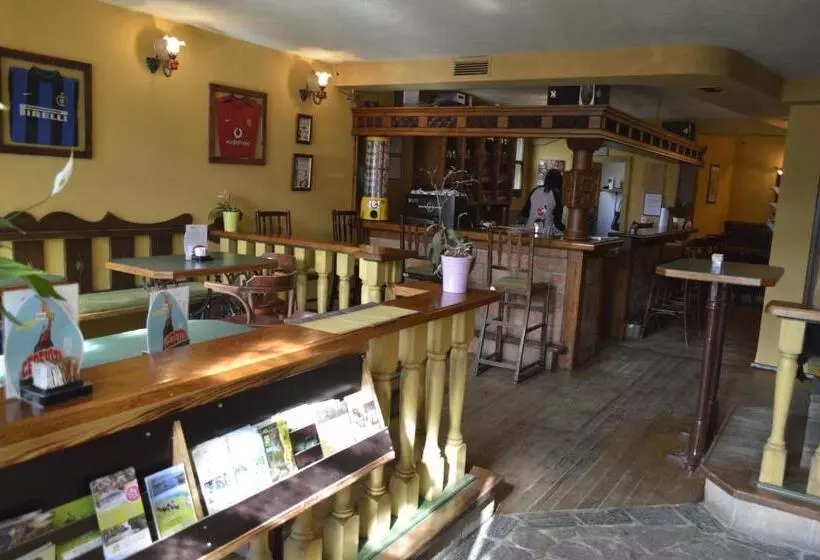 Retkeilymaja Back Budget Accomodation