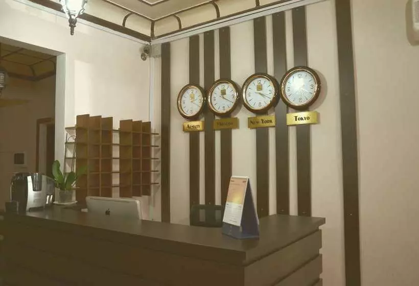 Alma Hostel