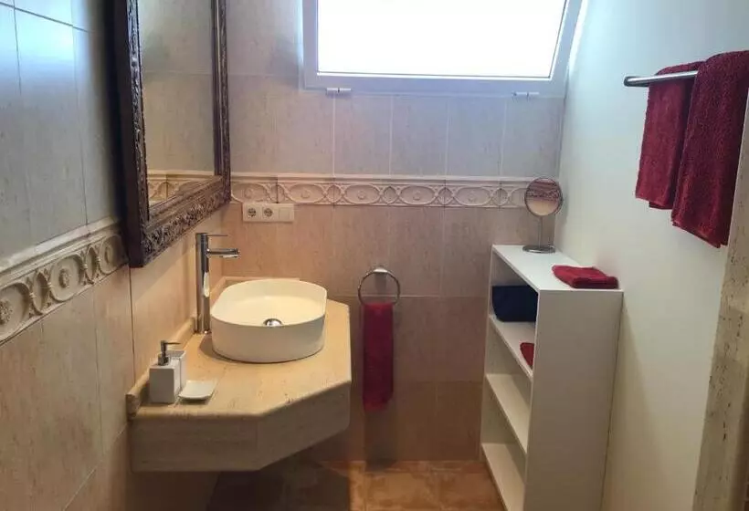 ベッドアンドブレックファースト Atidos Adults Only