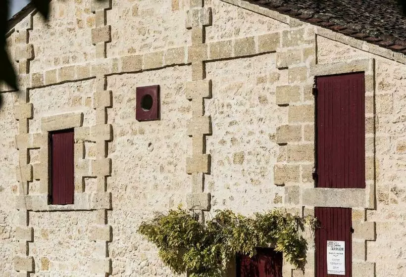 Aamiaismajoitus (B&B) Château Croix Beauséjour Maison Du Vigneron