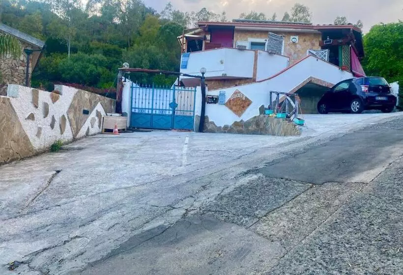 ベッドアンドブレックファースト L Oasi Di Chia