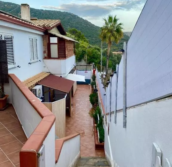 ベッドアンドブレックファースト L Oasi Di Chia