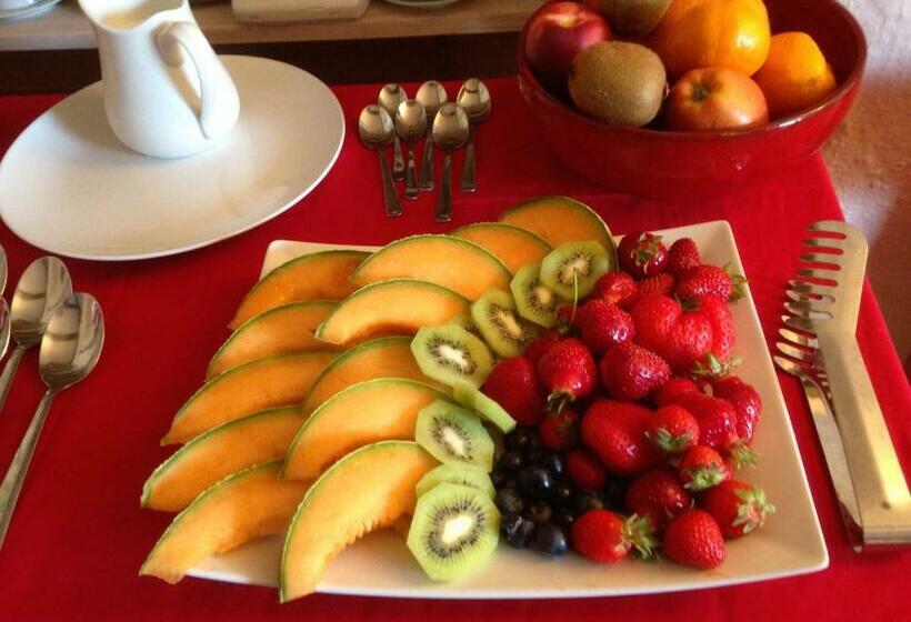 ベッドアンドブレックファースト La Porte Bleue