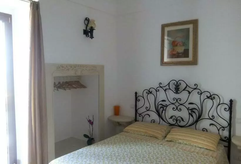 Aamiaismajoitus (B&B) Pozzo Della Corte   Un Raffinato Nido D Amore Salentino