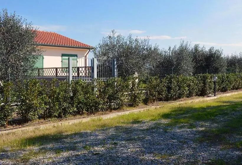 Hotelli Agriturismo Olivomare