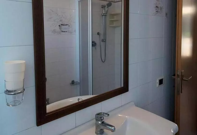 Hotelli Agriturismo Olivomare