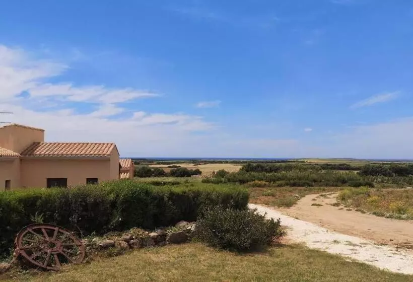 هتل Agriturismo S Incant E Sinis