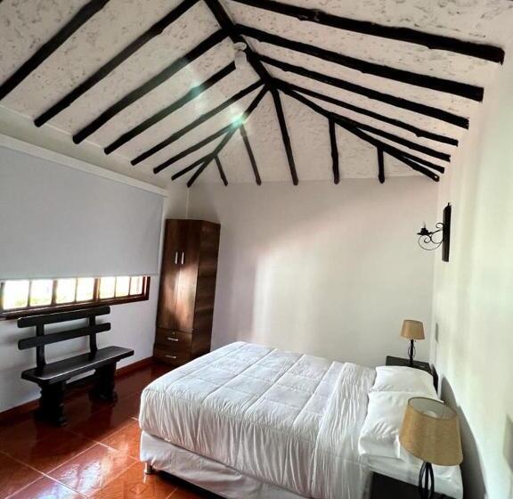 Hotel Chalet El Castillo By Majuva