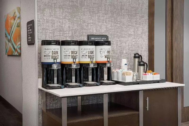 ホテル Hampton Inn & Suites Charlotte Airport Lake Pointe