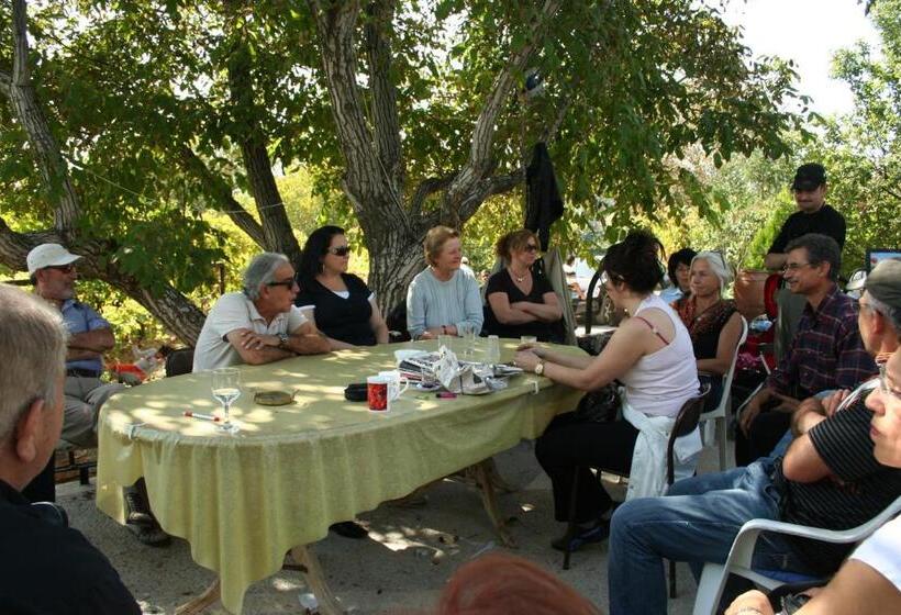 هتل Kapadokya Organik Ciftlik Evi