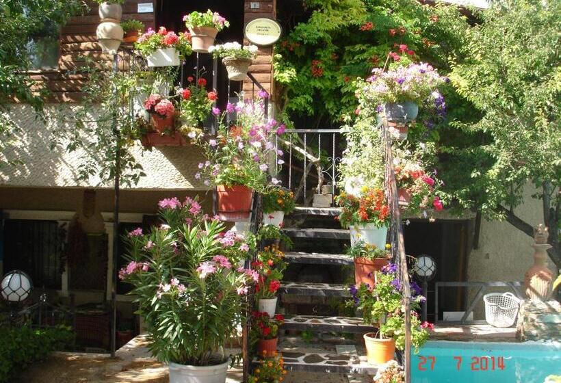 هتل Kapadokya Organik Ciftlik Evi