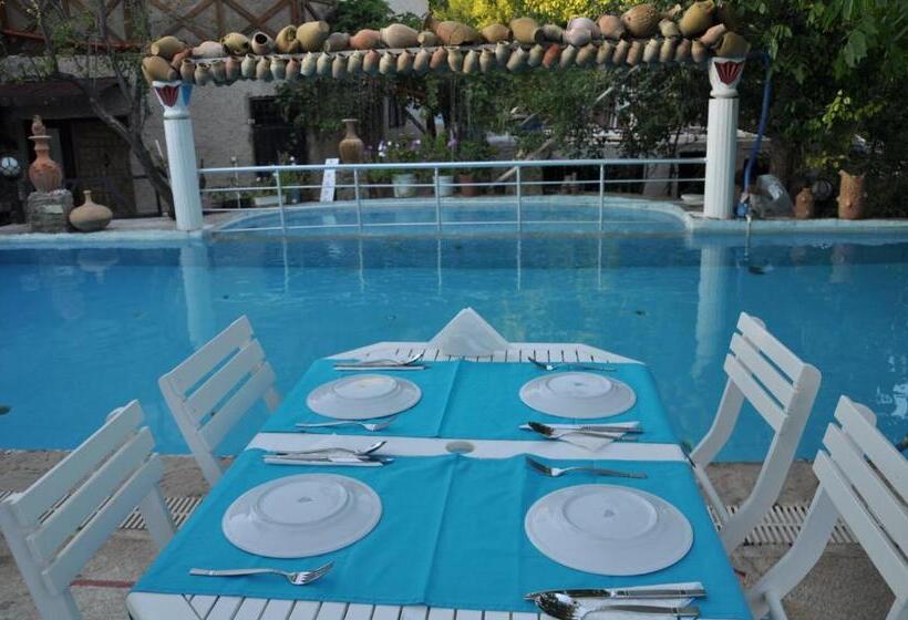 هتل Kapadokya Organik Ciftlik Evi