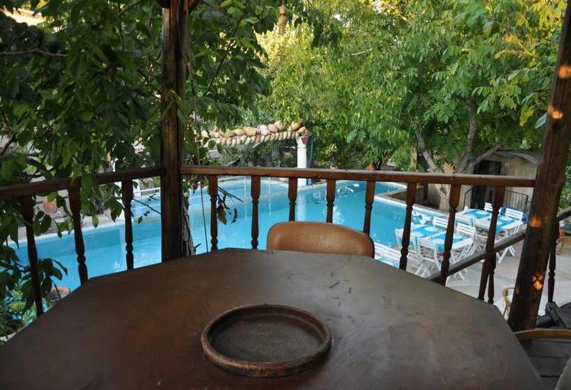 هتل Kapadokya Organik Ciftlik Evi