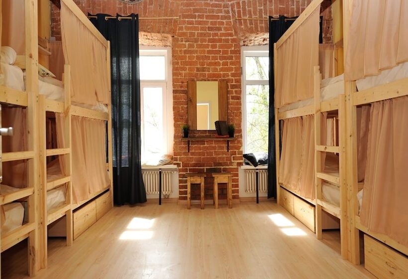 Loginn Hostel Komsomolskaya