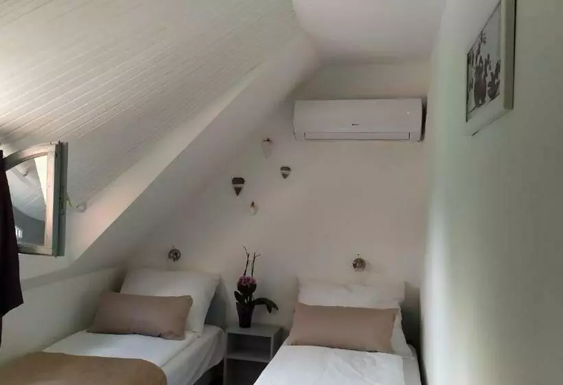 ペンション Arcadia Guesthouse