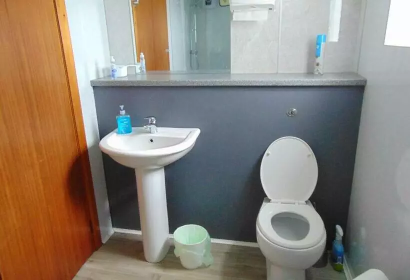 Majatalo Macs Rooms