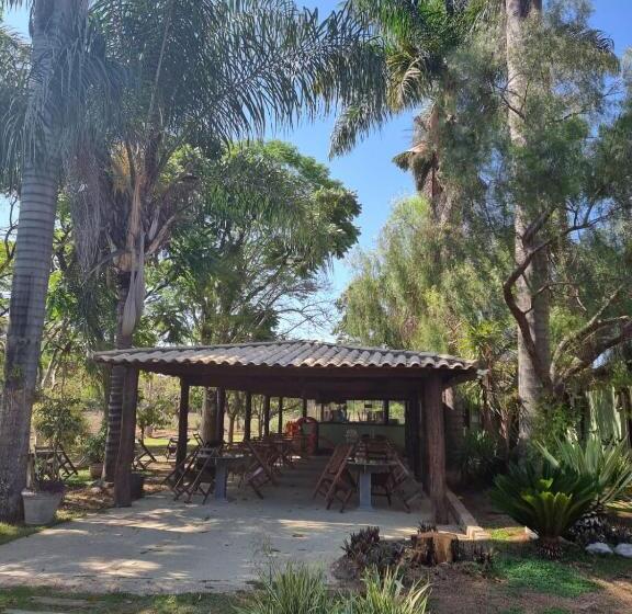 Quatro Estações Pesqueiro E Hotel Fazenda