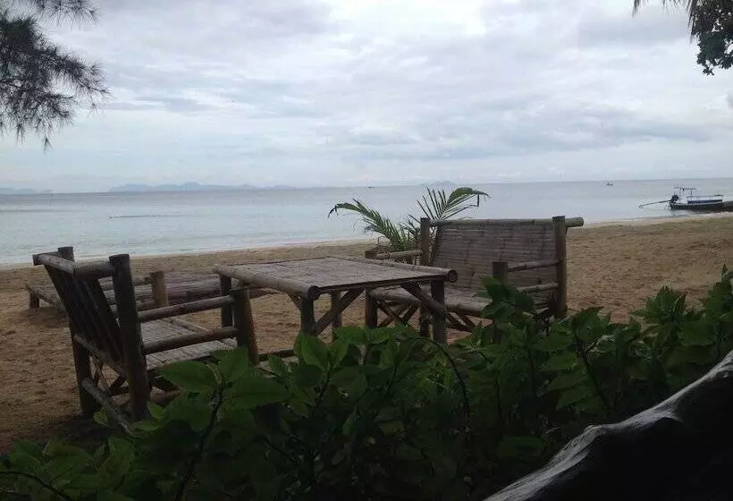 ホテル Freeda Resort Koh Jum