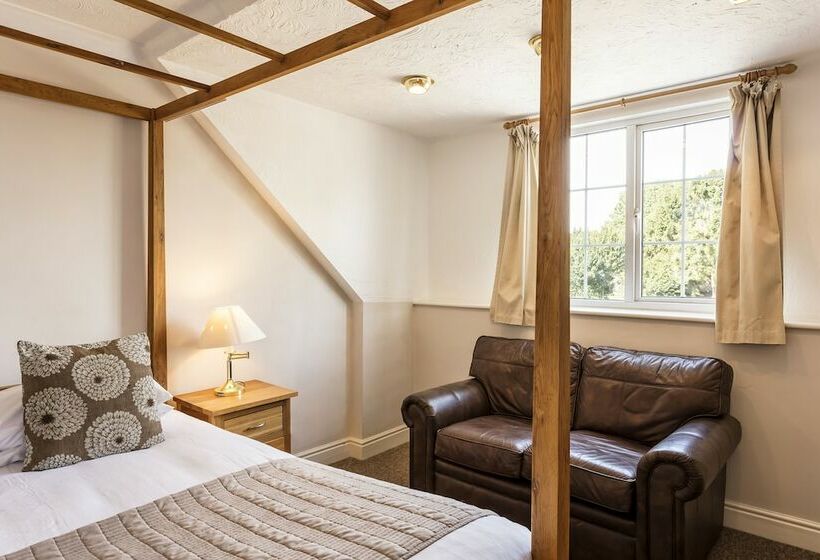 בית מלון כפרי Roydon Marina Village