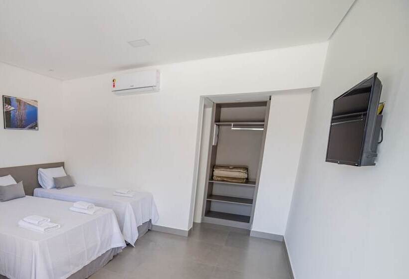 הוסטל Pousada Cadiz   Piscina Climatizada